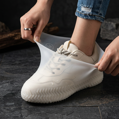 Miravello Silikon-Überschuhe — Überziehen am Schuh